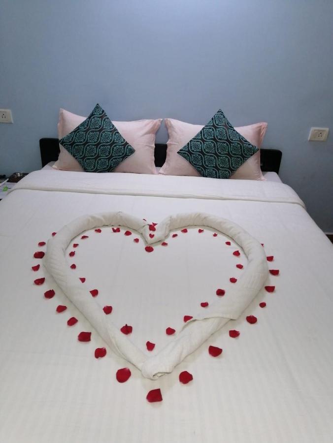 Spectrum Hub Beach Side Studio Apartment - Candolim - Goa Exterior photo